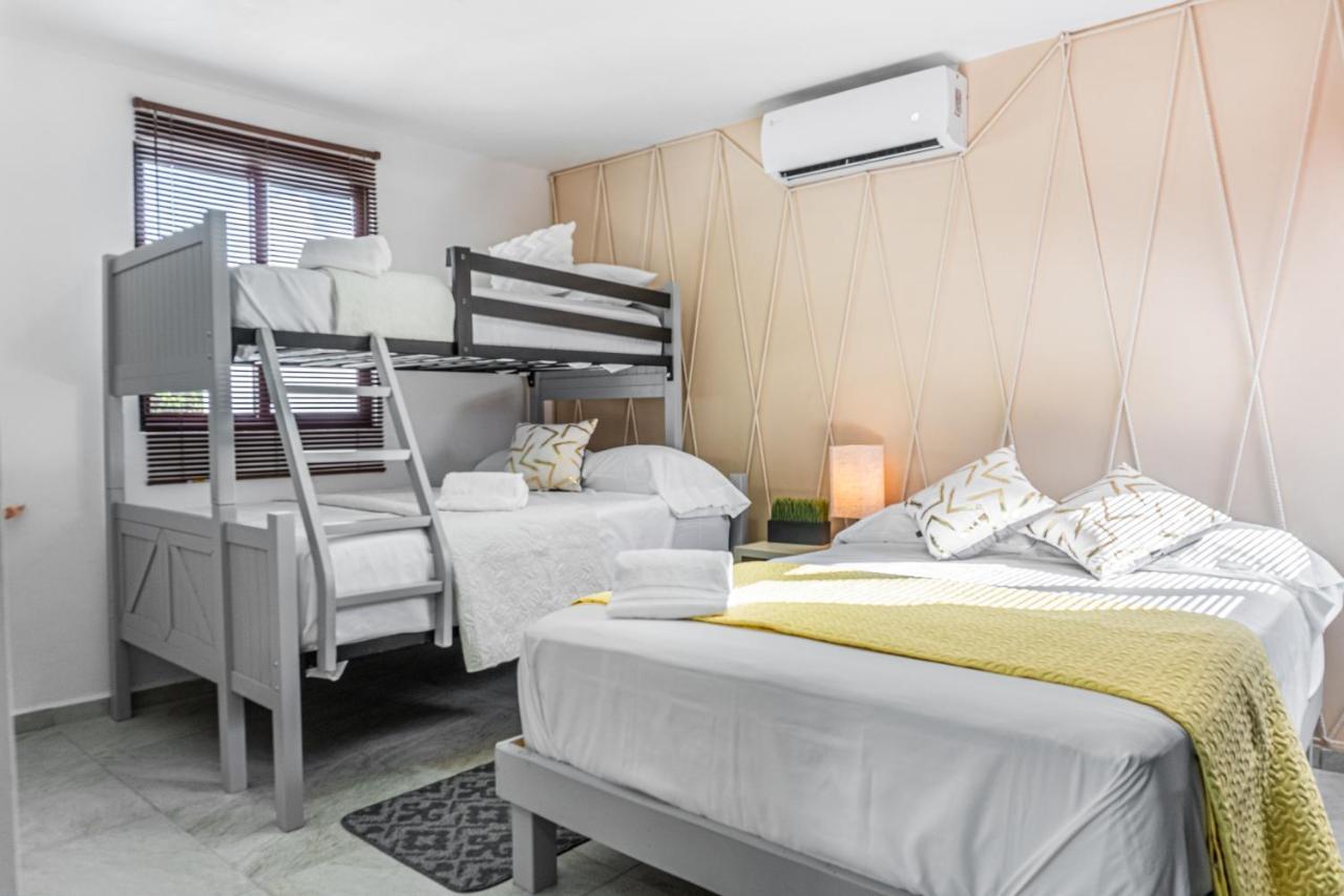 Pako Stays - Luxurious & Spacious 2 Bedroom Apartments Close To The Beach, Free Wi-Fi, Ideal Location In Downtown Cancun Centro 外观 照片