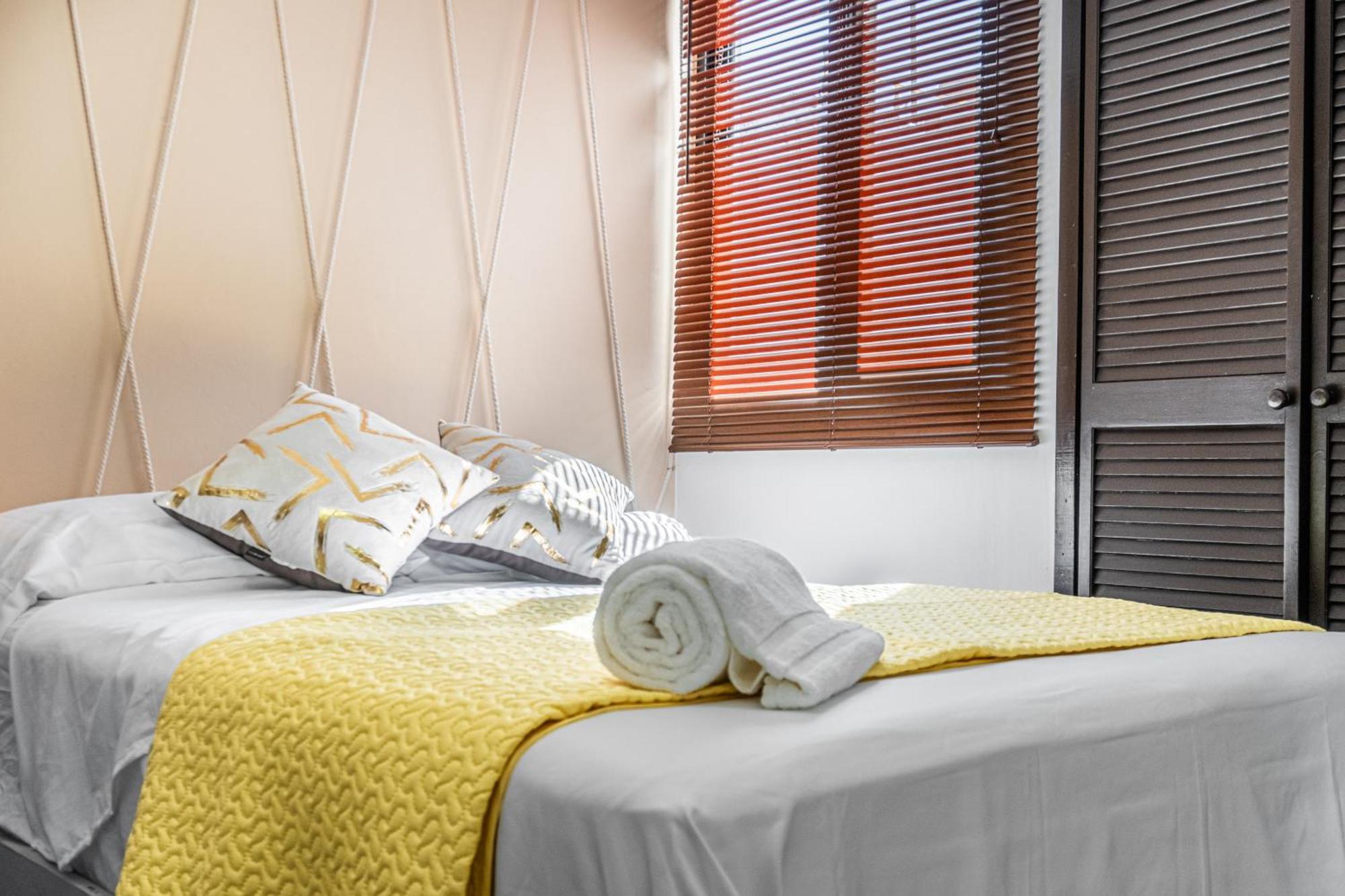 Pako Stays - Luxurious & Spacious 2 Bedroom Apartments Close To The Beach, Free Wi-Fi, Ideal Location In Downtown Cancun Centro 外观 照片